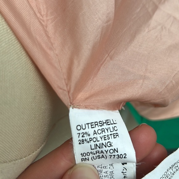 ZARA Basic waist length rain jacket, Sz L - Picture 10 of 10